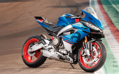 APRILIA : WHO SAID SUMMER IS OVER?